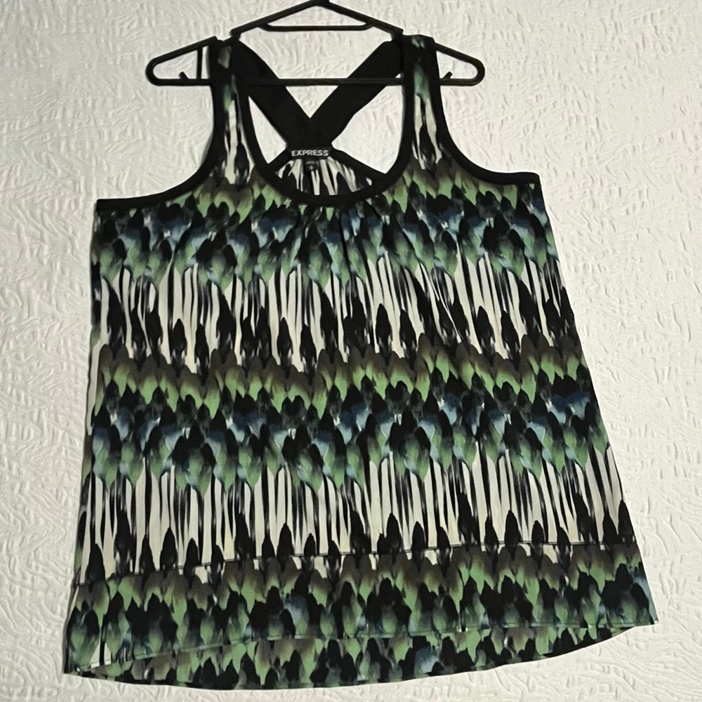 Express size M dressy tank top Black/Green print